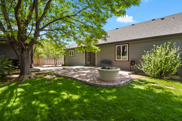 882 S 14th Ave, Brighton, CO