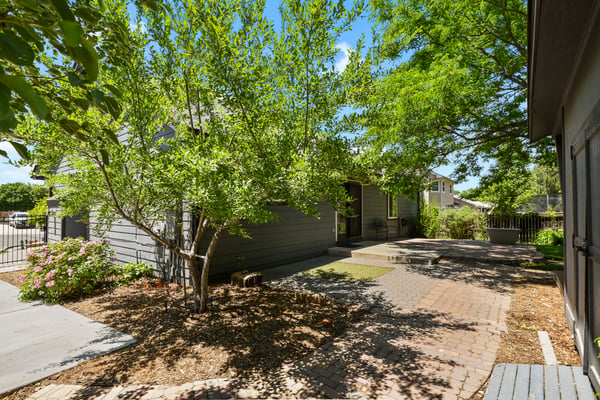 882 S 14th Ave, Brighton, CO