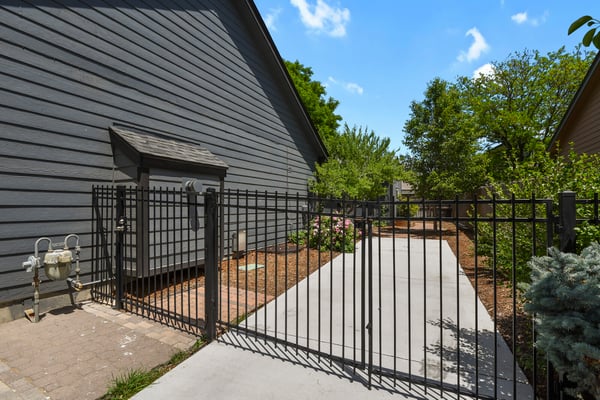 882 S 14th Ave, Brighton, CO