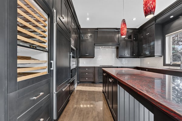 4 Aspen Cliff Close SW, Calgary, AB