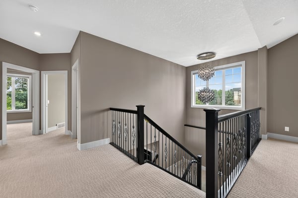 4 Aspen Cliff Close SW, Calgary, AB