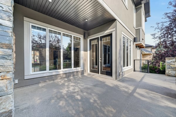 4 Aspen Cliff Close SW, Calgary, AB