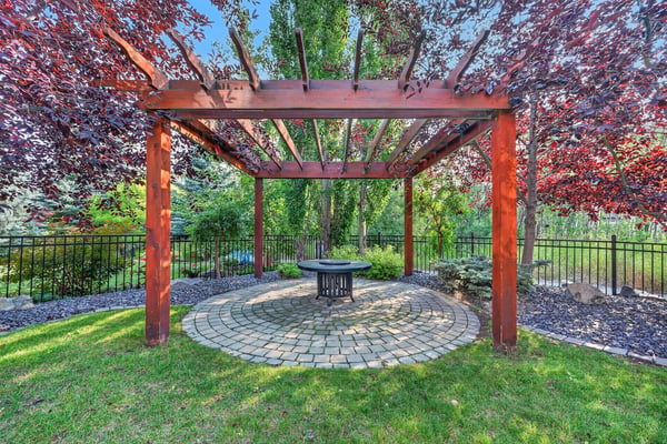 4 Aspen Cliff Close SW, Calgary, AB
