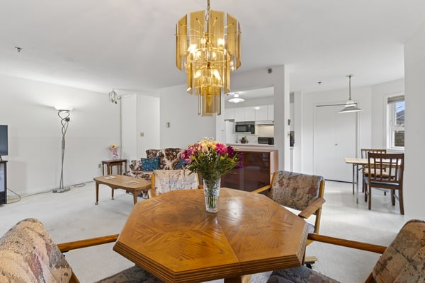 103-1807 Oak Bay Avenue, Victoria, BC