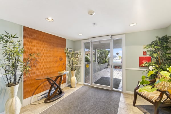 103-1807 Oak Bay Avenue, Victoria, BC