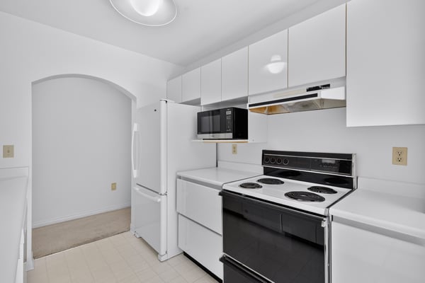 103-1807 Oak Bay Avenue, Victoria, BC