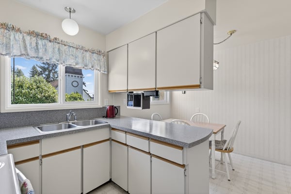 7739 Bruce Gordon Place, Saanichton, BC