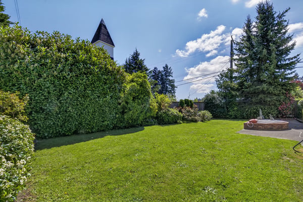7739 Bruce Gordon Place, Saanichton, BC