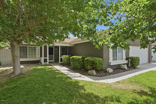 5854 Madrid Ct., Palmdale, CA