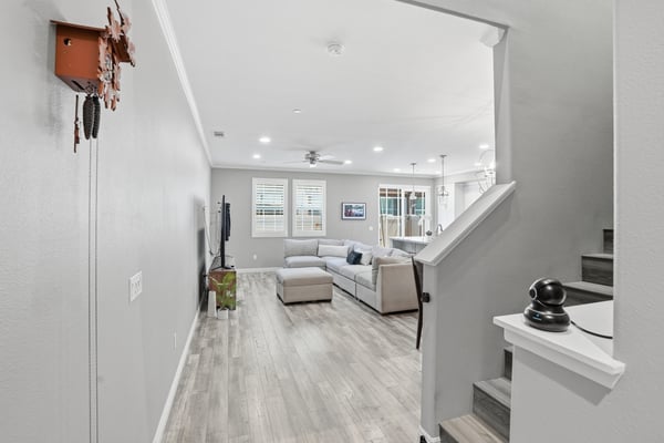 22077 Barrington Way, SANTA CLARITA, CA