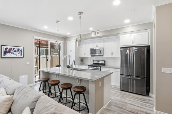 22077 Barrington Way, SANTA CLARITA, CA