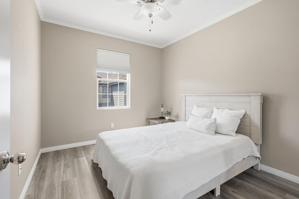 22077 Barrington Way, SANTA CLARITA, CA