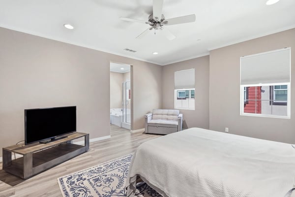 22077 Barrington Way, SANTA CLARITA, CA