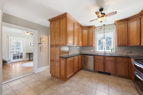 37 Broadview Street, Newington, CT