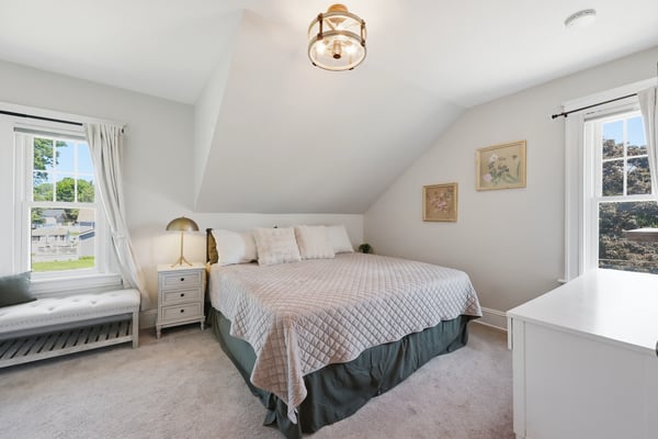 37 Broadview Street, Newington, CT