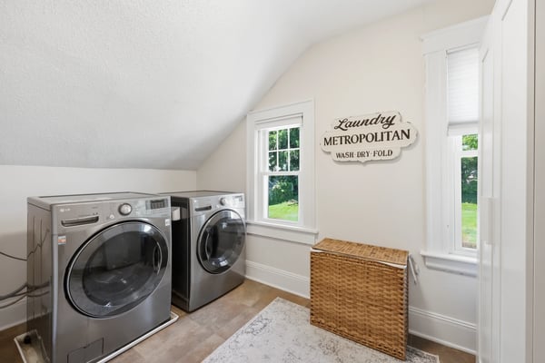 37 Broadview Street, Newington, CT