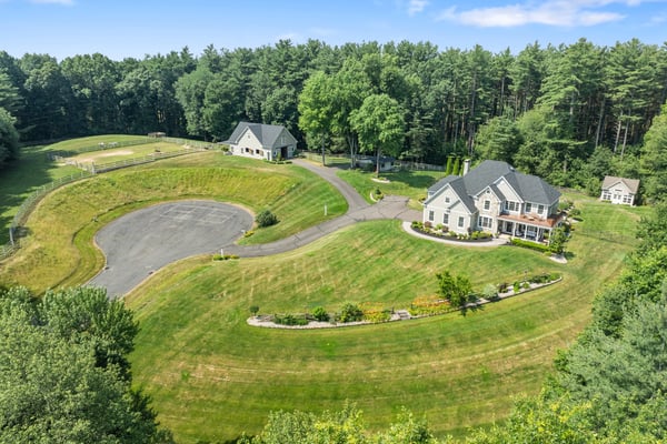 REFINED COUNTRY ESTATE LIVING WITH EQUESTRIAN APPEAL ON 6.17 ACRES INCLUSIVE OF APPROVED BUILDING LOT