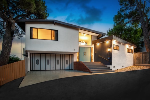 9234 Kinglet Drive, Los Angeles, CA