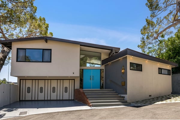 9234 Kinglet Drive, Los Angeles, CA
