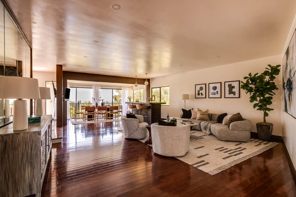 9234 Kinglet Drive, Los Angeles, CA