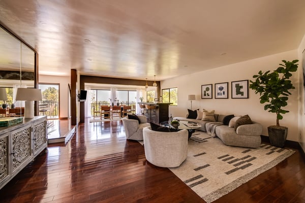 9234 Kinglet Drive, Los Angeles, CA