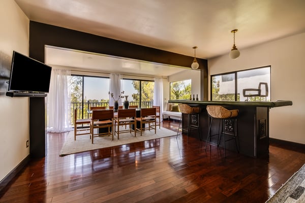 9234 Kinglet Drive, Los Angeles, CA