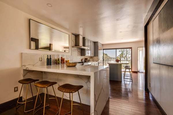 9234 Kinglet Drive, Los Angeles, CA