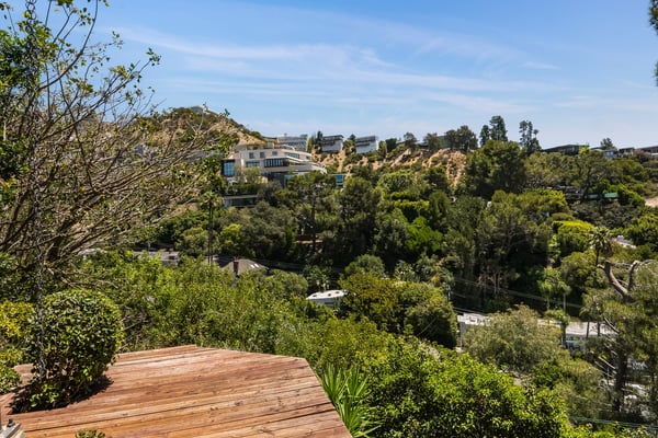 9234 Kinglet Drive, Los Angeles, CA