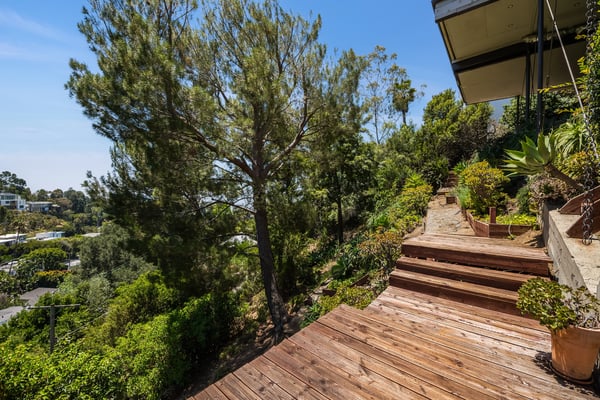 9234 Kinglet Drive, Los Angeles, CA