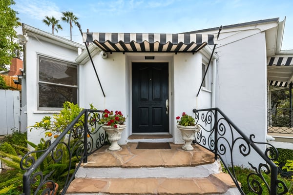 16177 Alcima Ave, Pacific Palisades, CA