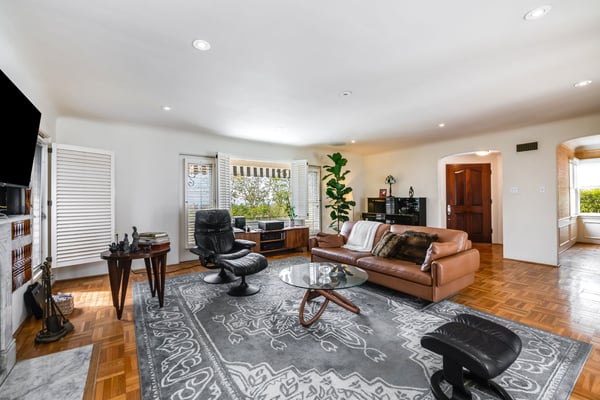 16177 Alcima Ave, Pacific Palisades, CA