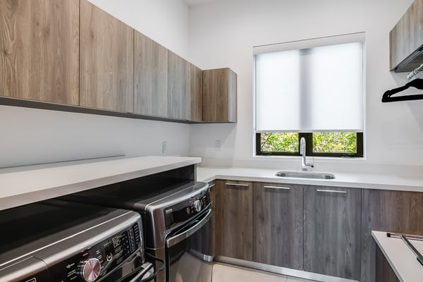 4530 Libbit Ave, Encino, CA