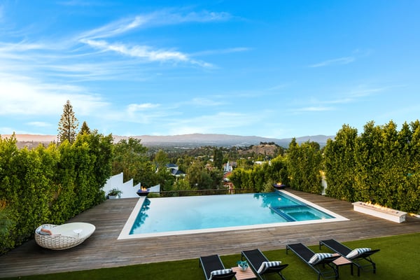 3915 Vista Linda Drive, Encino, CA