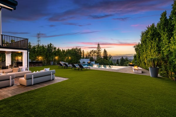 3915 Vista Linda Drive, Encino, CA