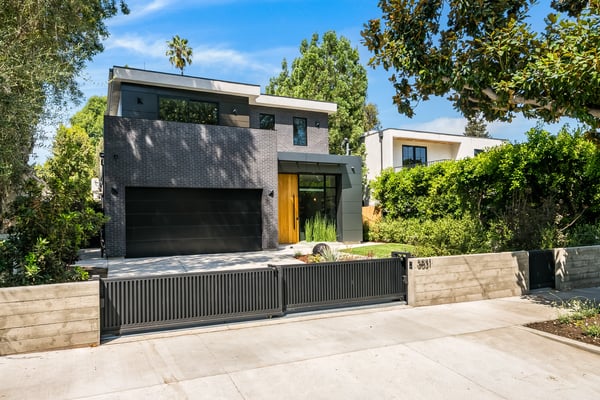 3831 Mound View Avenue, Studio City, CA