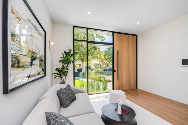 3831 Mound View Avenue, Studio City, CA