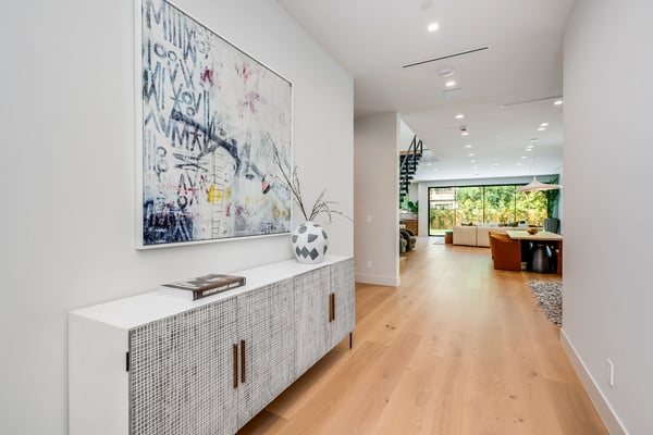 3831 Mound View Avenue, Studio City, CA