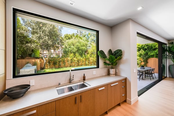 3831 Mound View Avenue, Studio City, CA