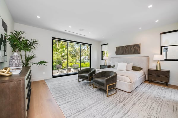 3831 Mound View Avenue, Studio City, CA