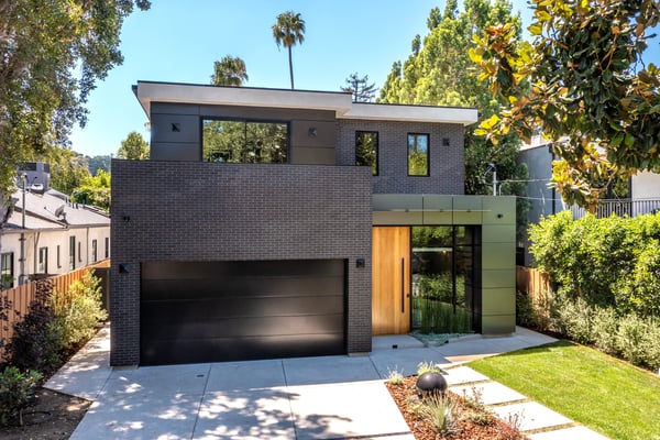 3831 Mound View Avenue, Studio City, CA