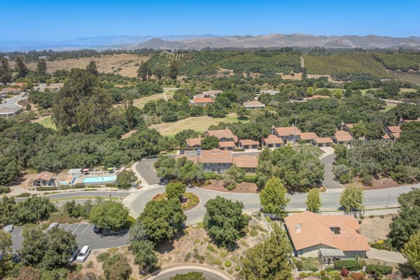 1394 Tourney Hill Ln, Nipomo, CA