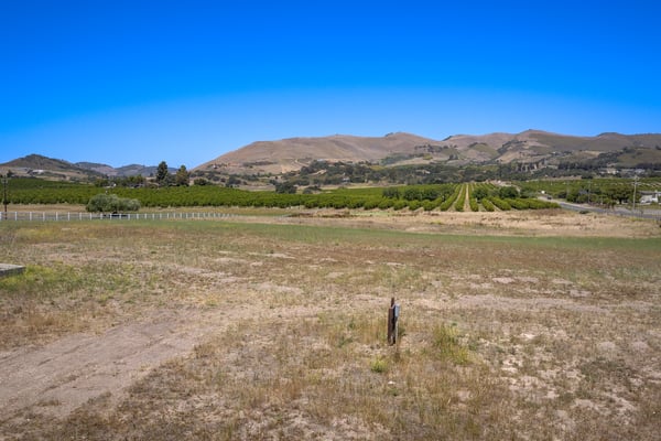 140 Rim Rock Rd, Nipomo, CA