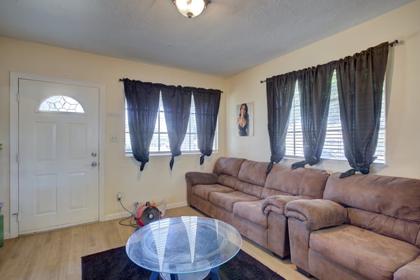 630 E Cook St, Santa Maria, CA