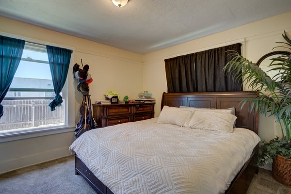 630 E Cook St, Santa Maria, CA