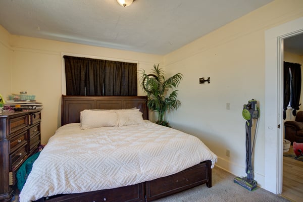 630 E Cook St, Santa Maria, CA
