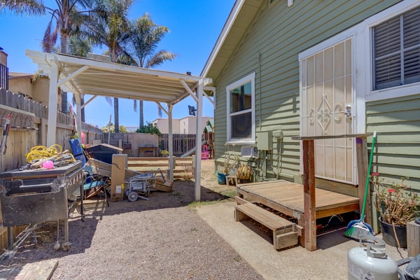 630 E Cook St, Santa Maria, CA