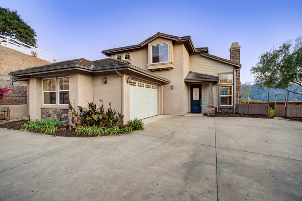 421 Via Corona, Buelton, CA