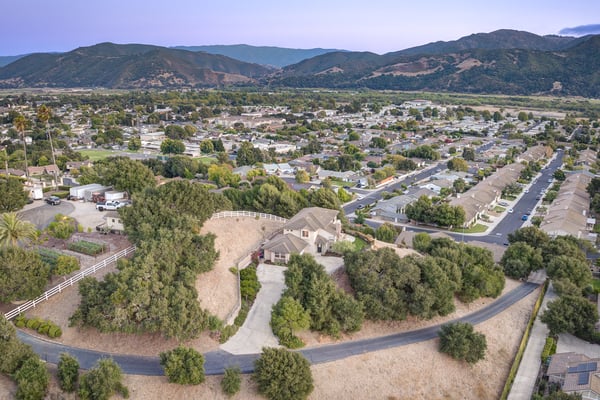 421 Via Corona, Buelton, CA