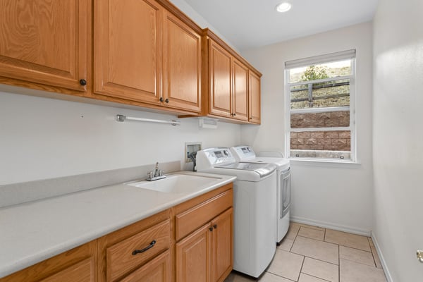 421 Via Corona, Buelton, CA