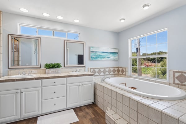 122 Pearwood Ave, Arroyo Grande, CA